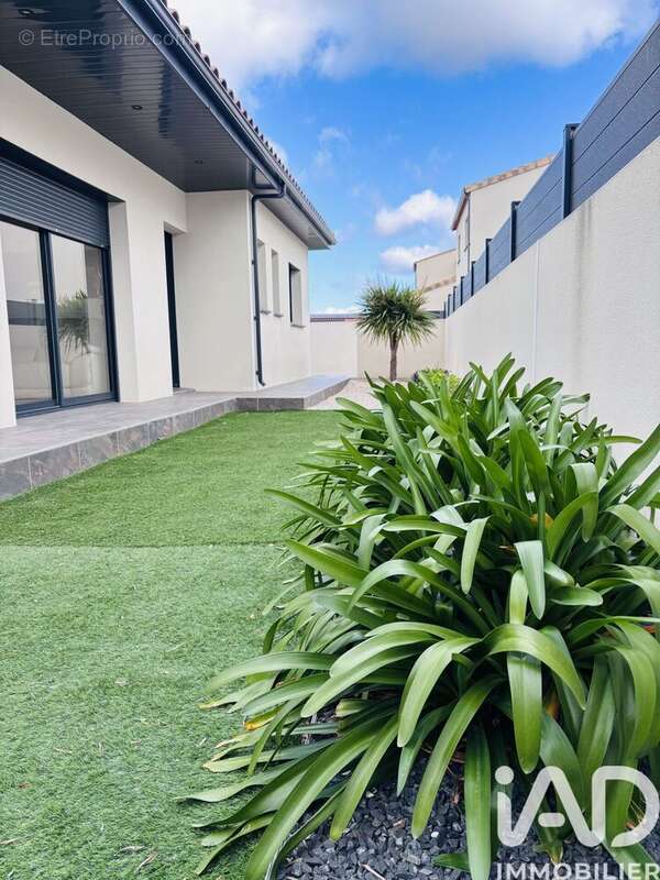 Photo 4 - Maison à PIA