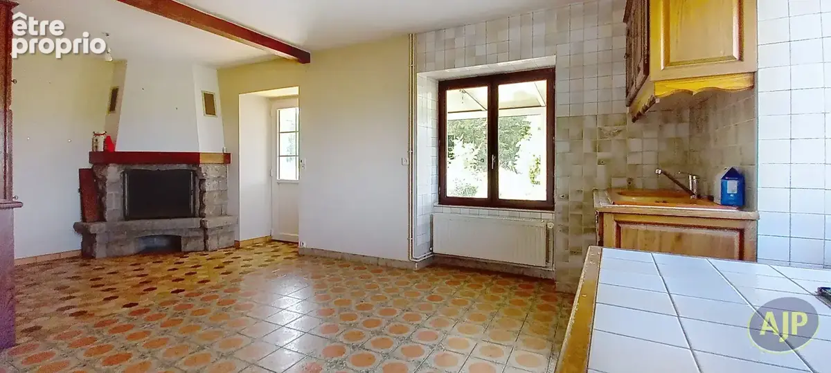 LA CHAPELLE GLAIN : Corps de ferme  133 m² sur environ 6000 m² - photo 5