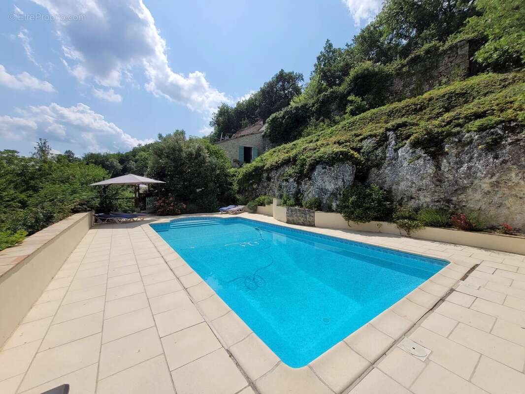 Maison à LAROQUE-TIMBAUT