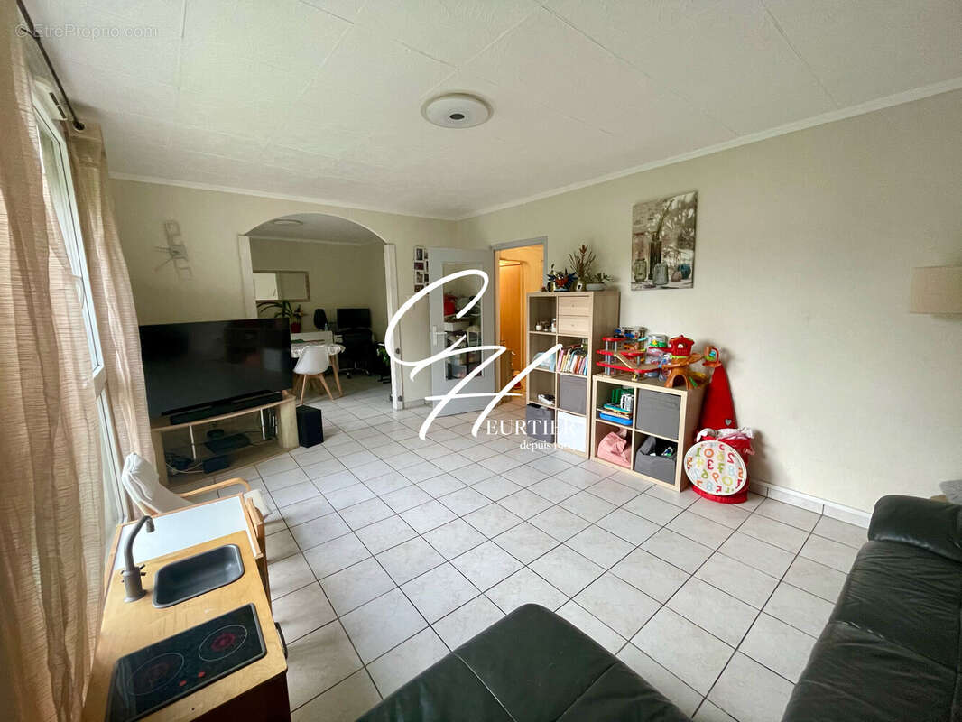 Appartement à CHAMP-SUR-DRAC