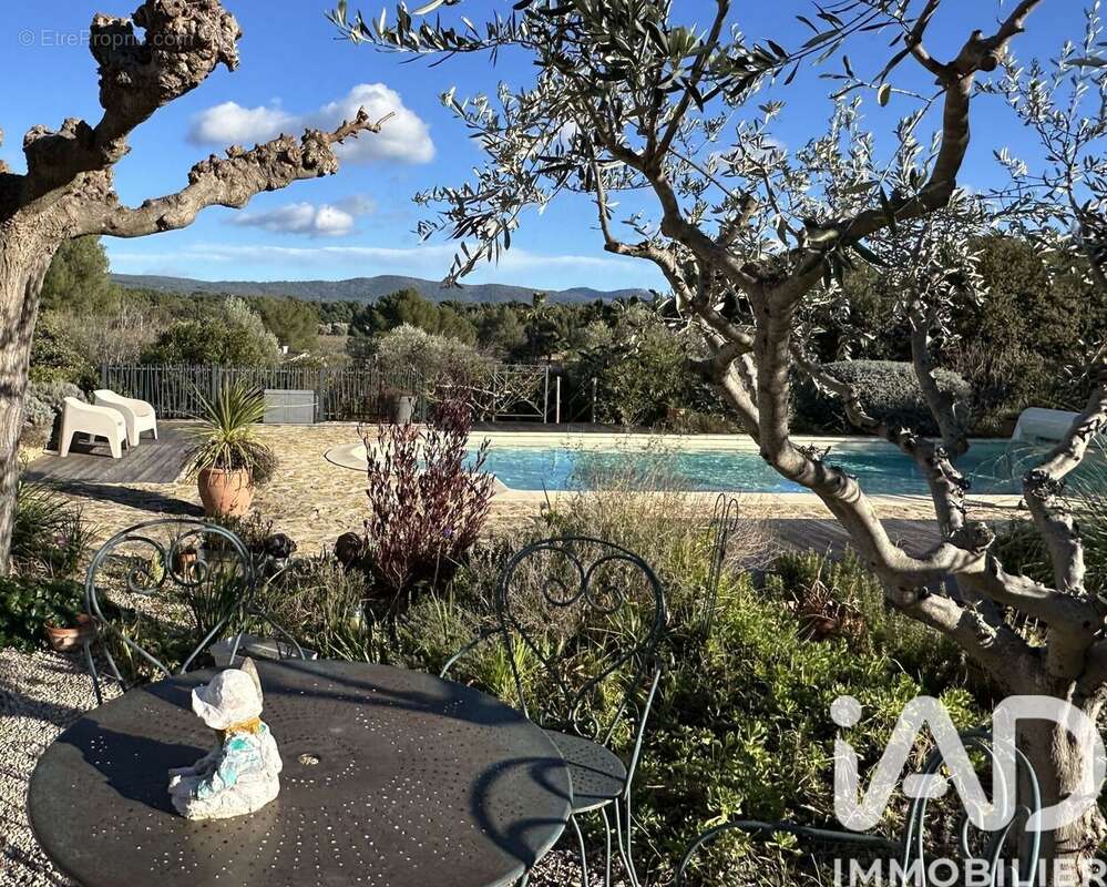 Photo 8 - Maison à LA CADIERE-D'AZUR