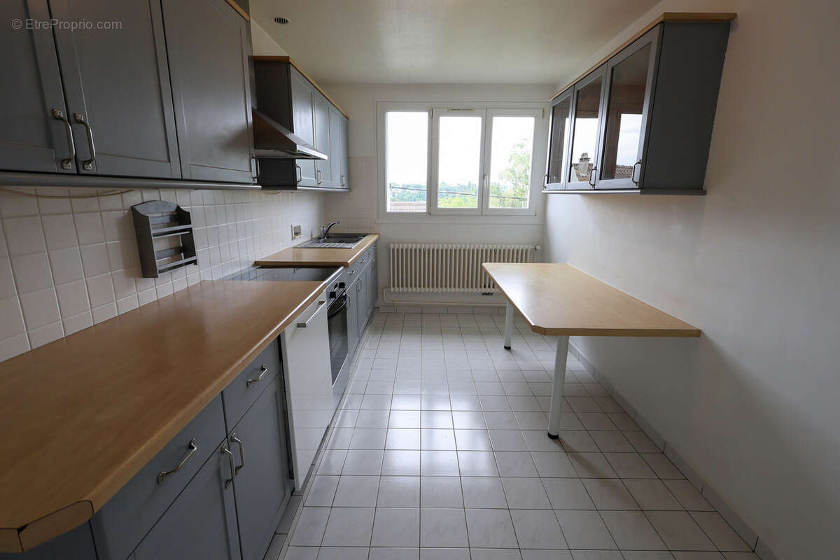 Maison à SAINTRY-SUR-SEINE