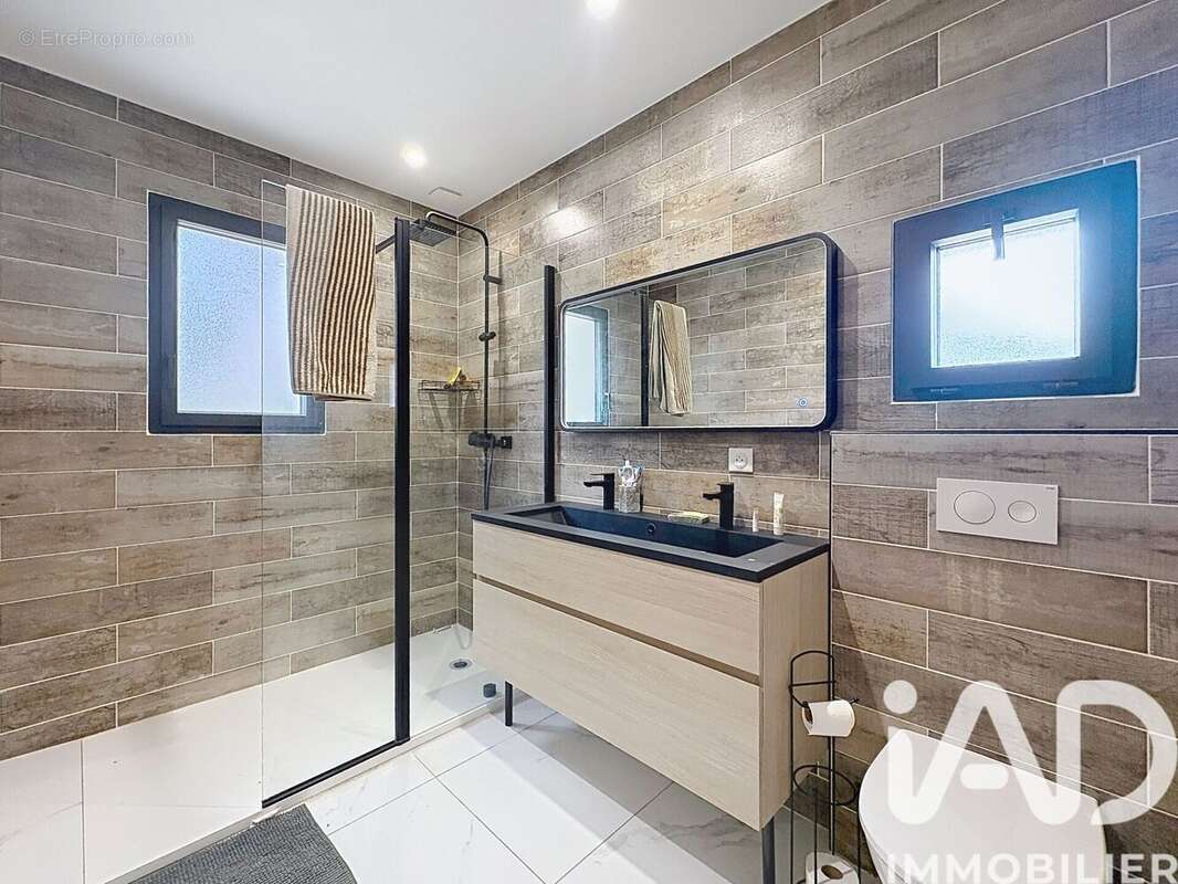 Maison 92 m² à La Ciotat  - photo 7