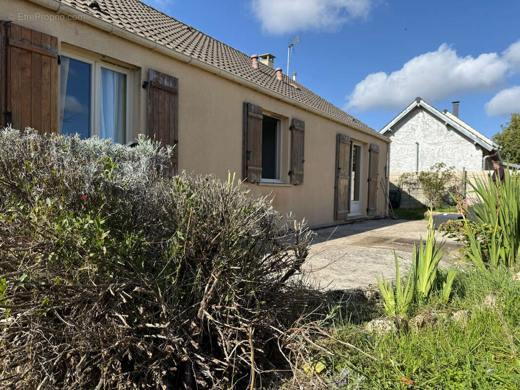 Maison à CONGERVILLE-THIONVILLE