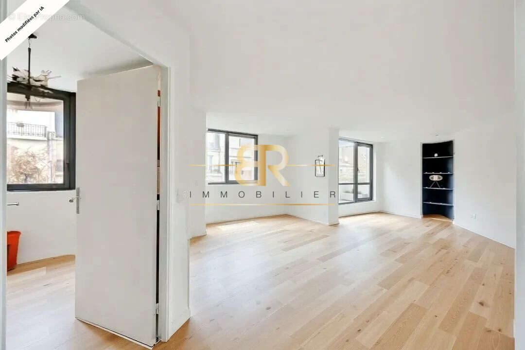 Appartement à PARIS-14E