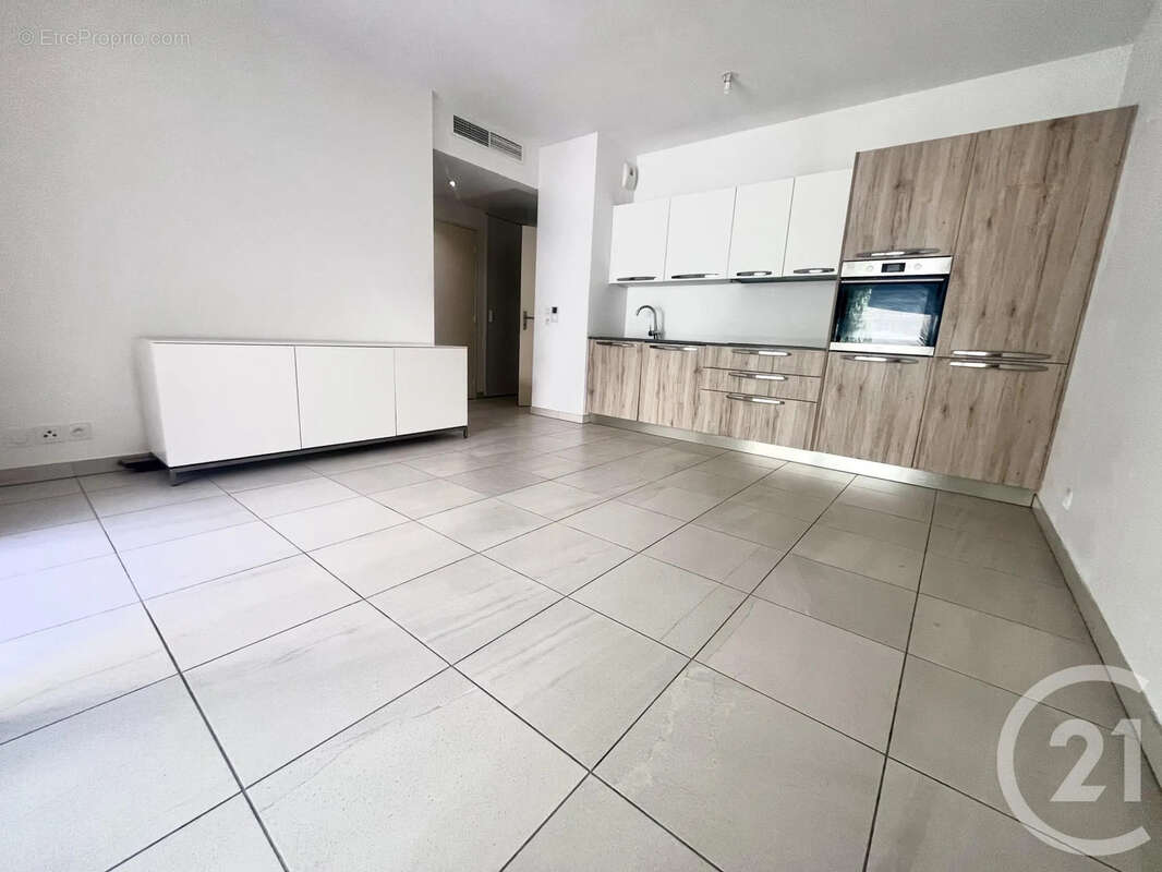 Appartement à BEAUSOLEIL