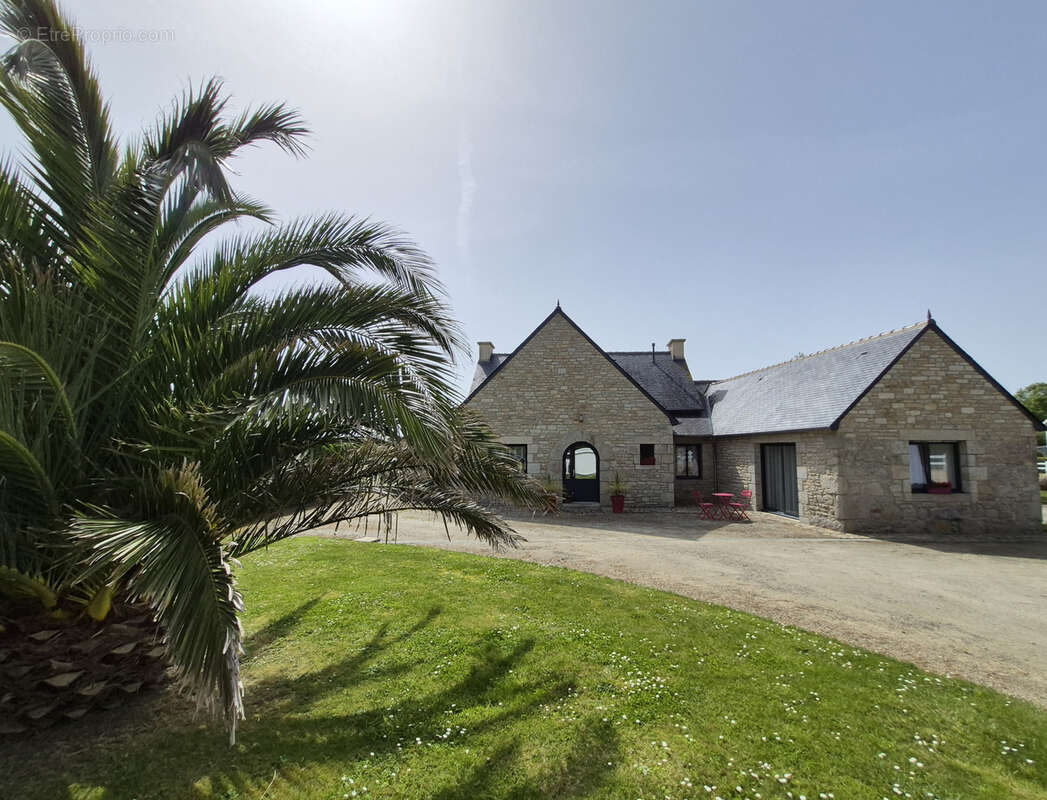 Maison à PLOUESCAT