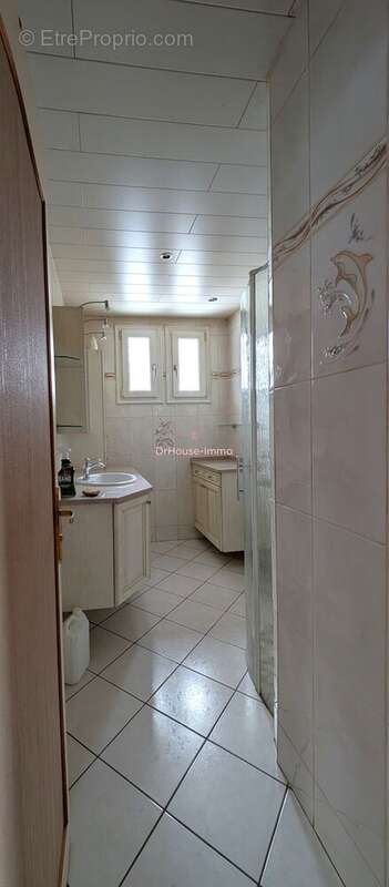 Maison à NEUFCHATEAU