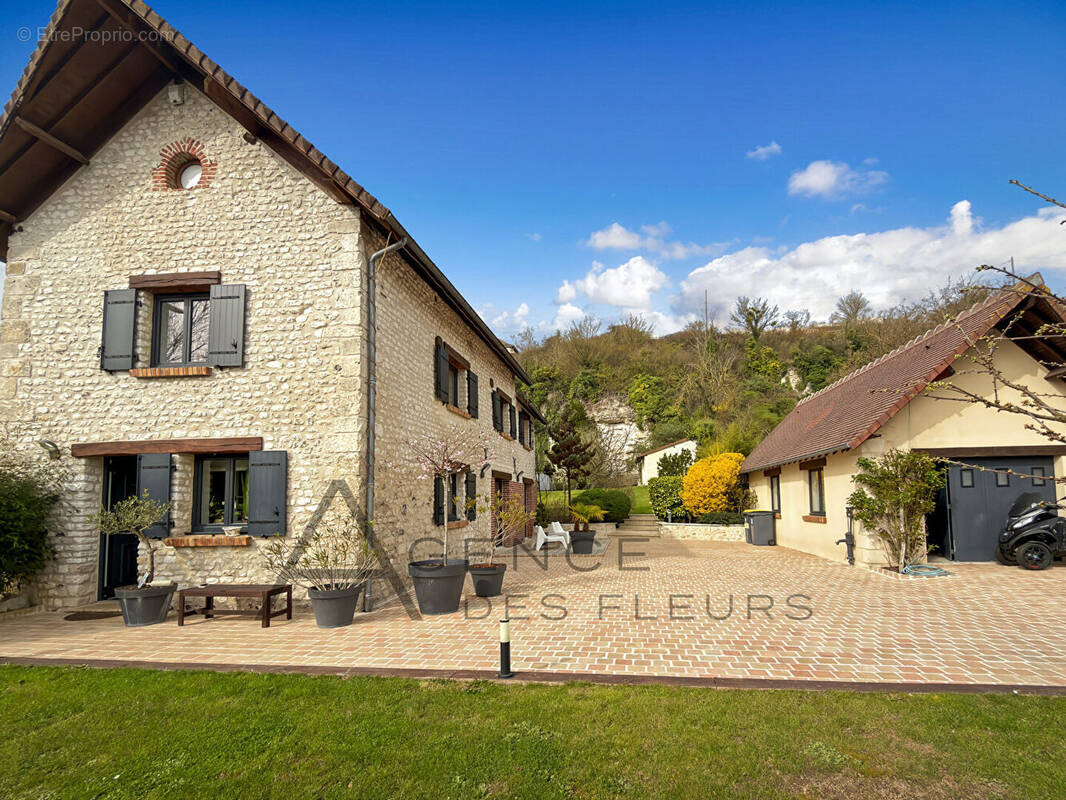 Maison à TOURVILLE-LA-RIVIERE