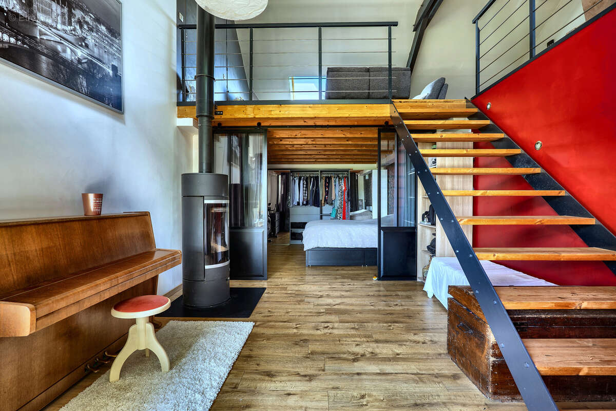 Meyrieux-Trouet  - Maison de caractère avec extension contemporaine - photo 6