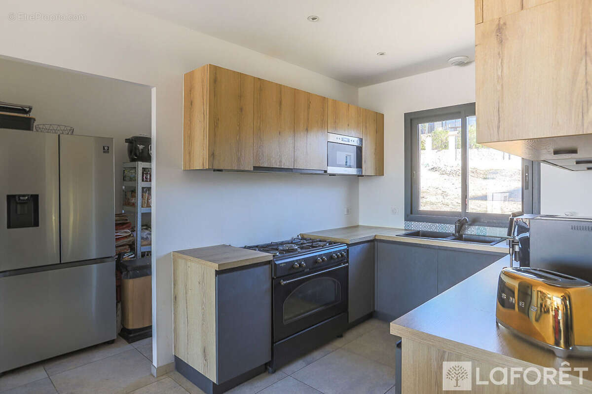 Maison à L'ILE-ROUSSE