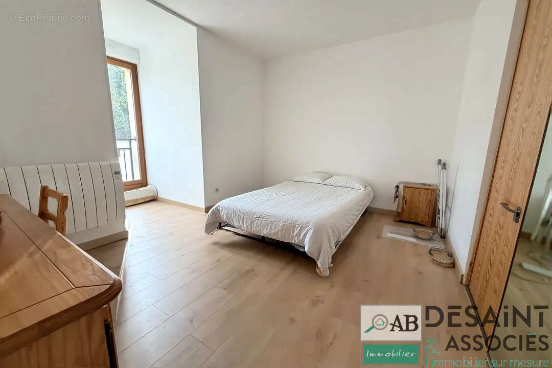 Maison à VILLIERS-SUR-MORIN