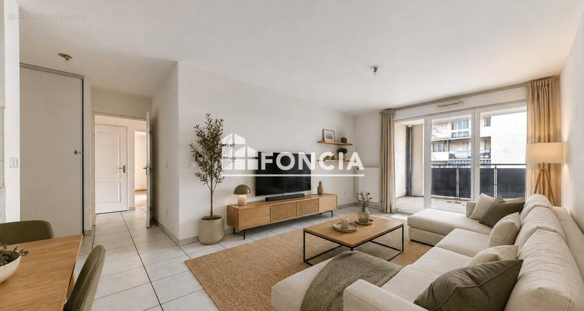 Appartement à LYON-8E