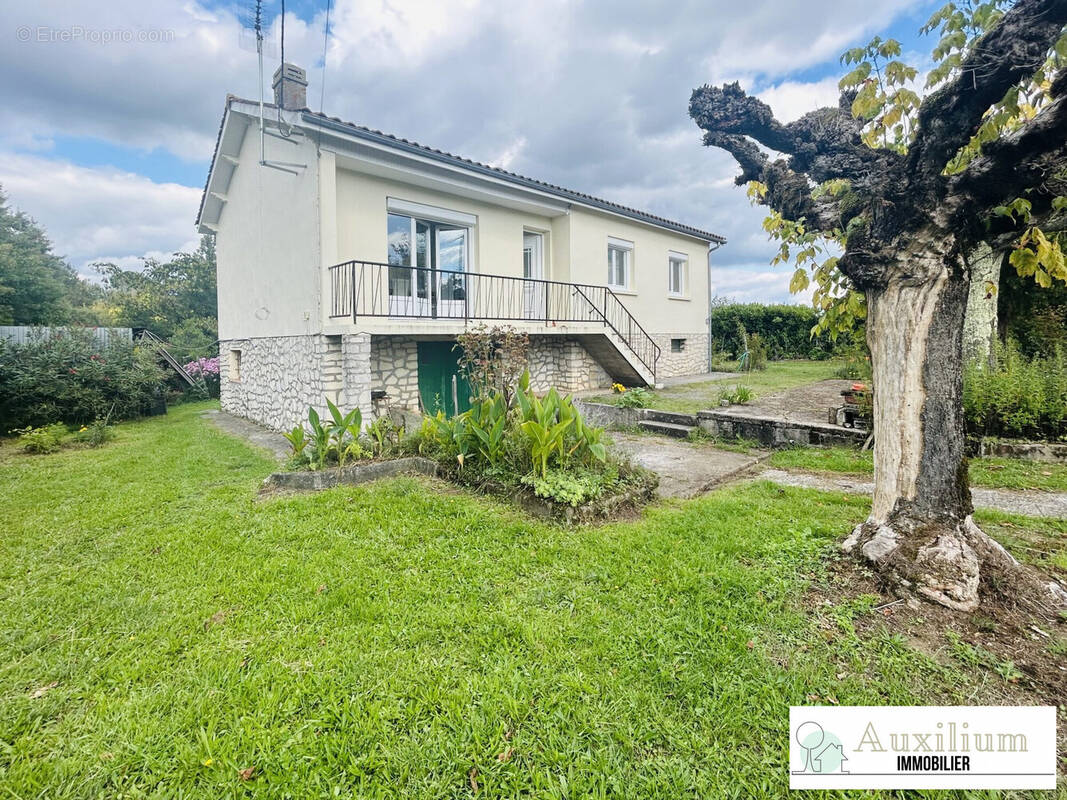 Maison à SAINT-LAURENT-D&#039;ARCE