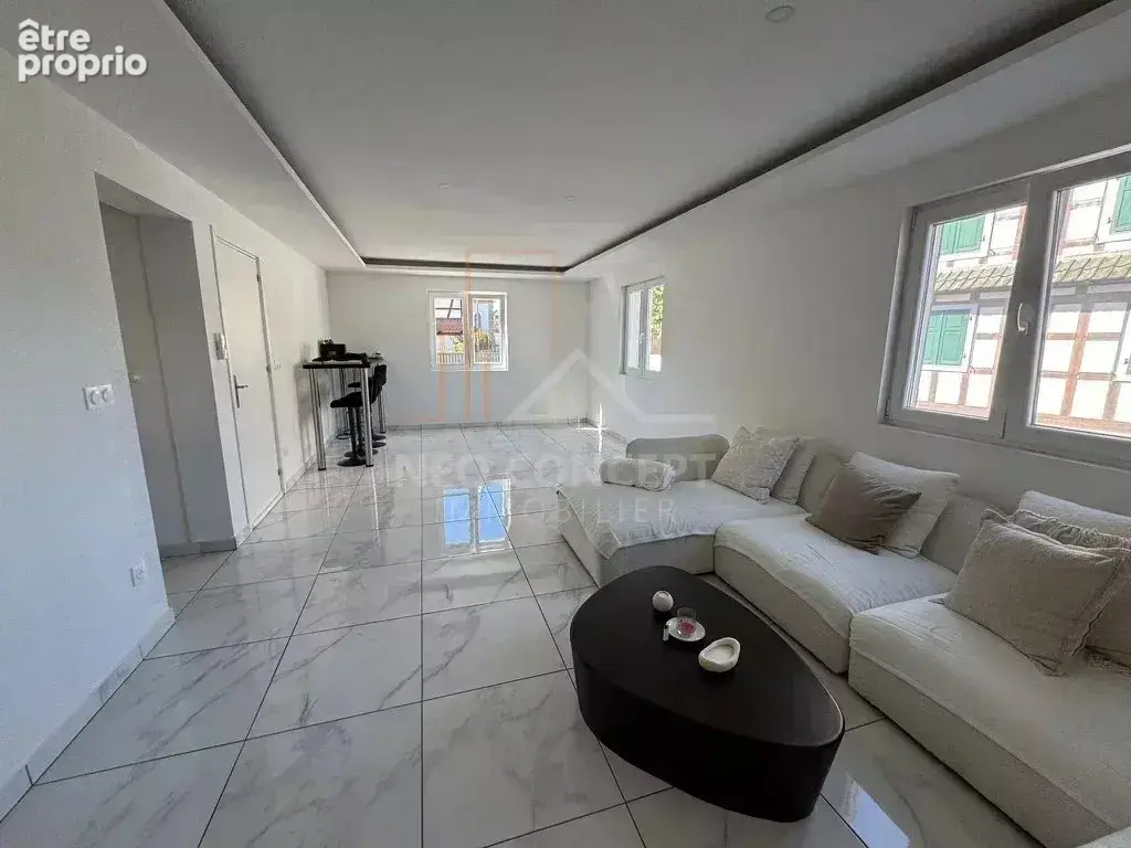 Maison rénovée de 113 m2 à Rountzenheim - photo 2
