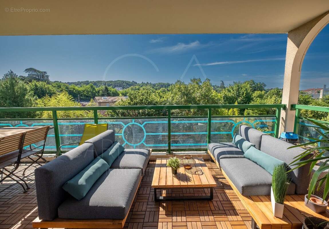 Appartement à TASSIN-LA-DEMI-LUNE