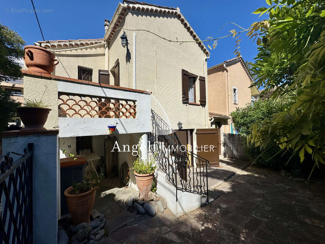 Maison à FREJUS