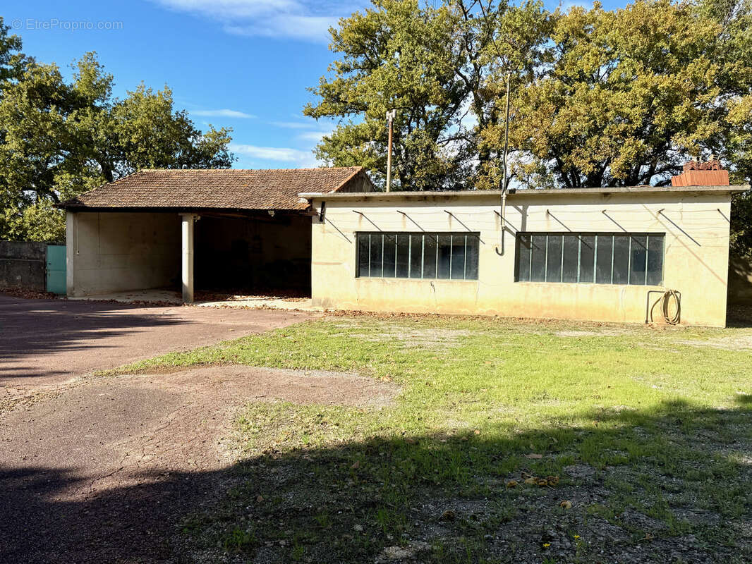 Maison à SUZE-LA-ROUSSE