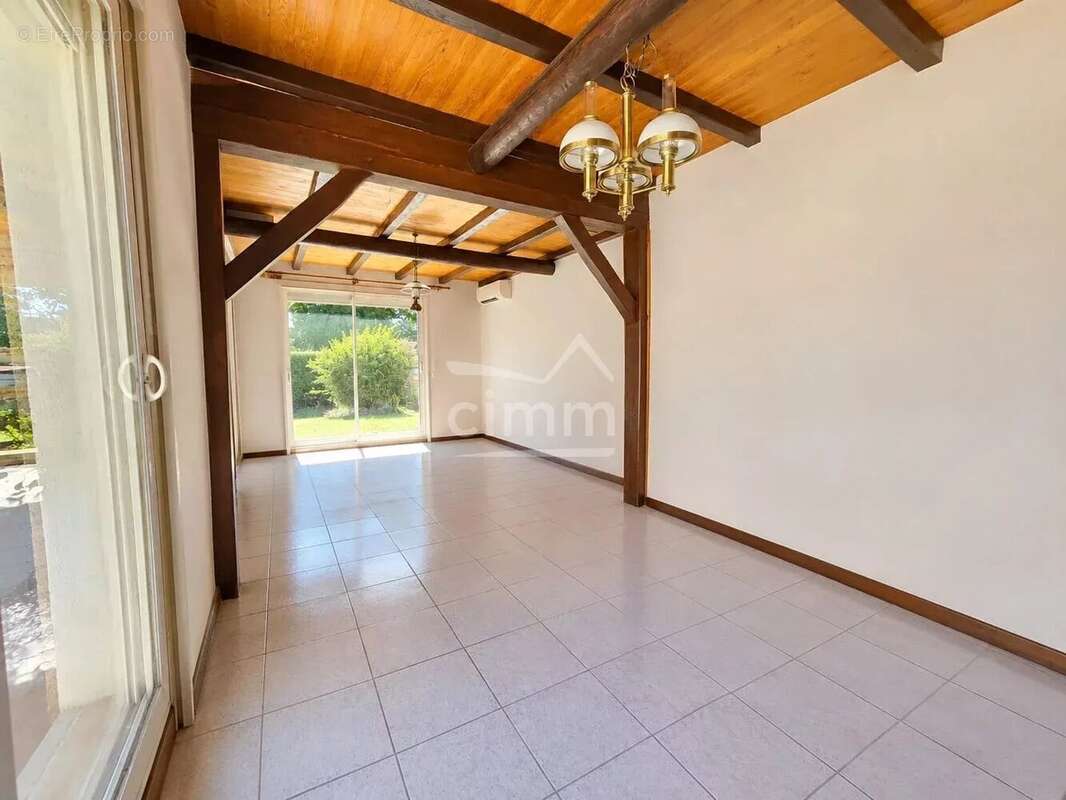 Château-Arnoux-Saint-Auban — Belle maison de 105 m² alliant confort et tranquillité - photo 5