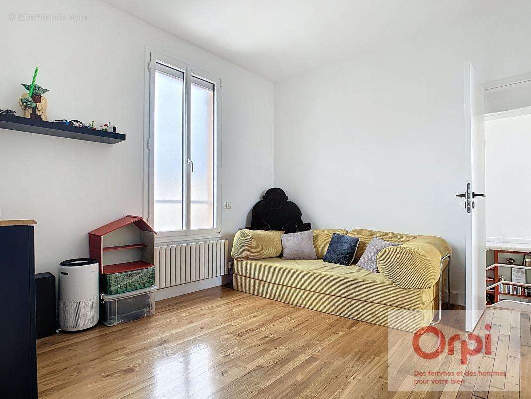 Maison à ISSY-LES-MOULINEAUX