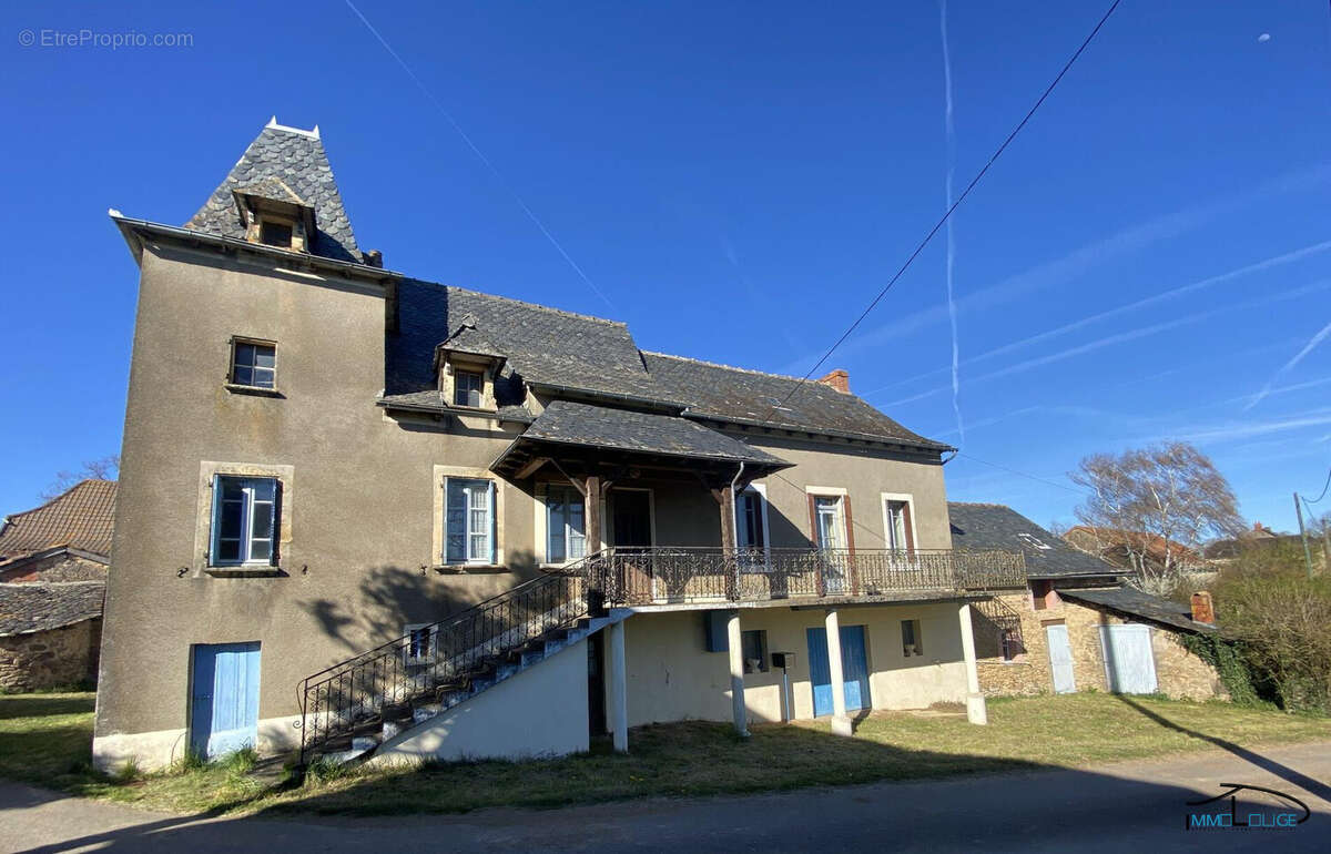 Maison à MONTBAZENS