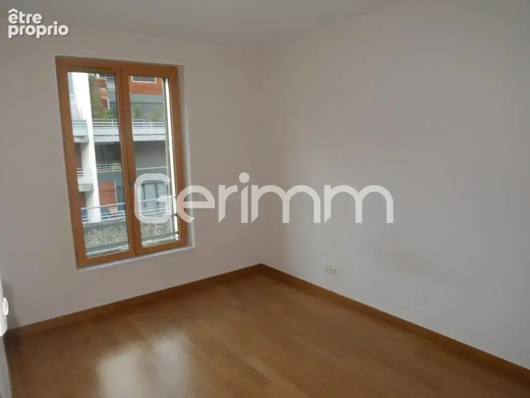 Vente - Appartement - 2 pièces + cuisine - 49 m² - 230 000 € - - photo 10