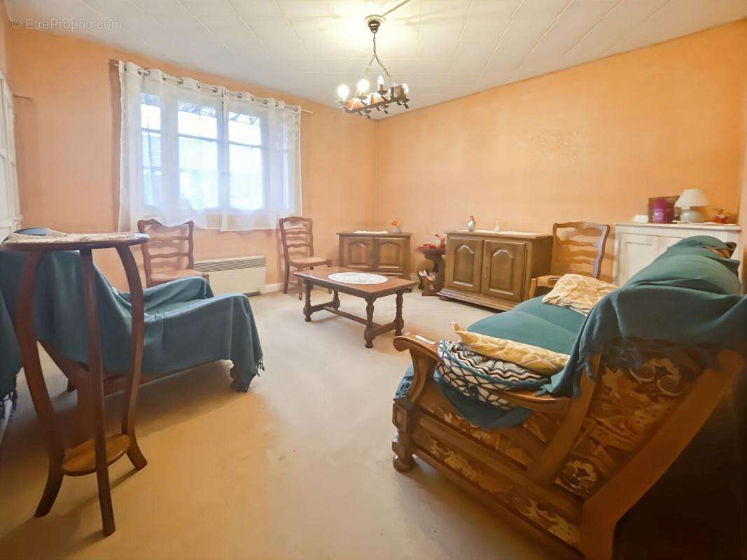 Maison à VILLERS-FARLAY