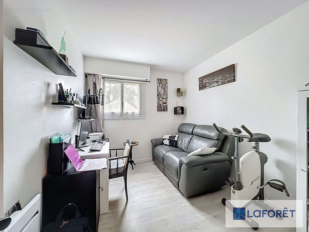 Appartement à LE PLESSIS-TREVISE