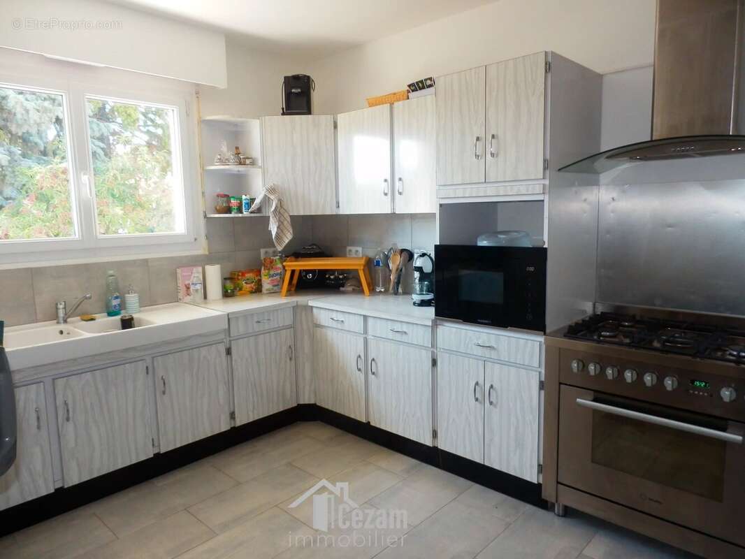 Maison familiale proche du centre-ville - photo 3