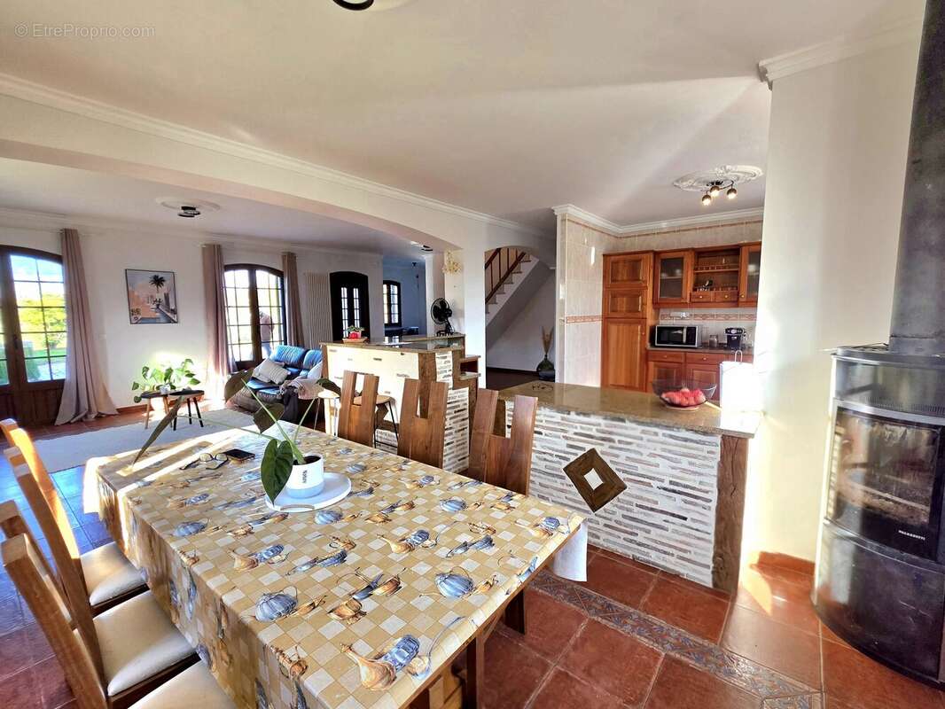 Maison à CASTILLONNES