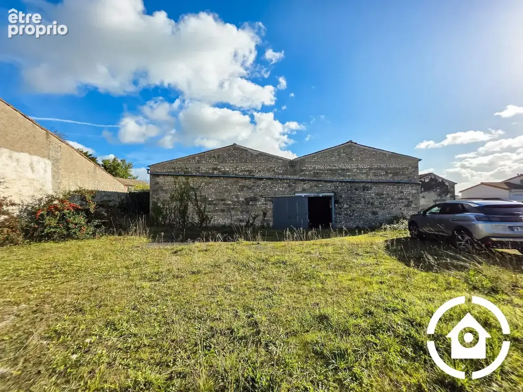 Commerce 180 m² à vendre à Angeac-Champagne (16130) - photo 2