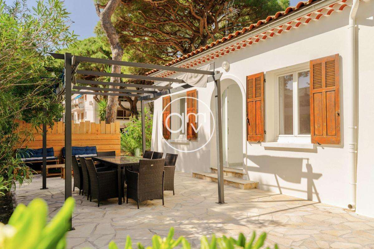 Maison à HYERES