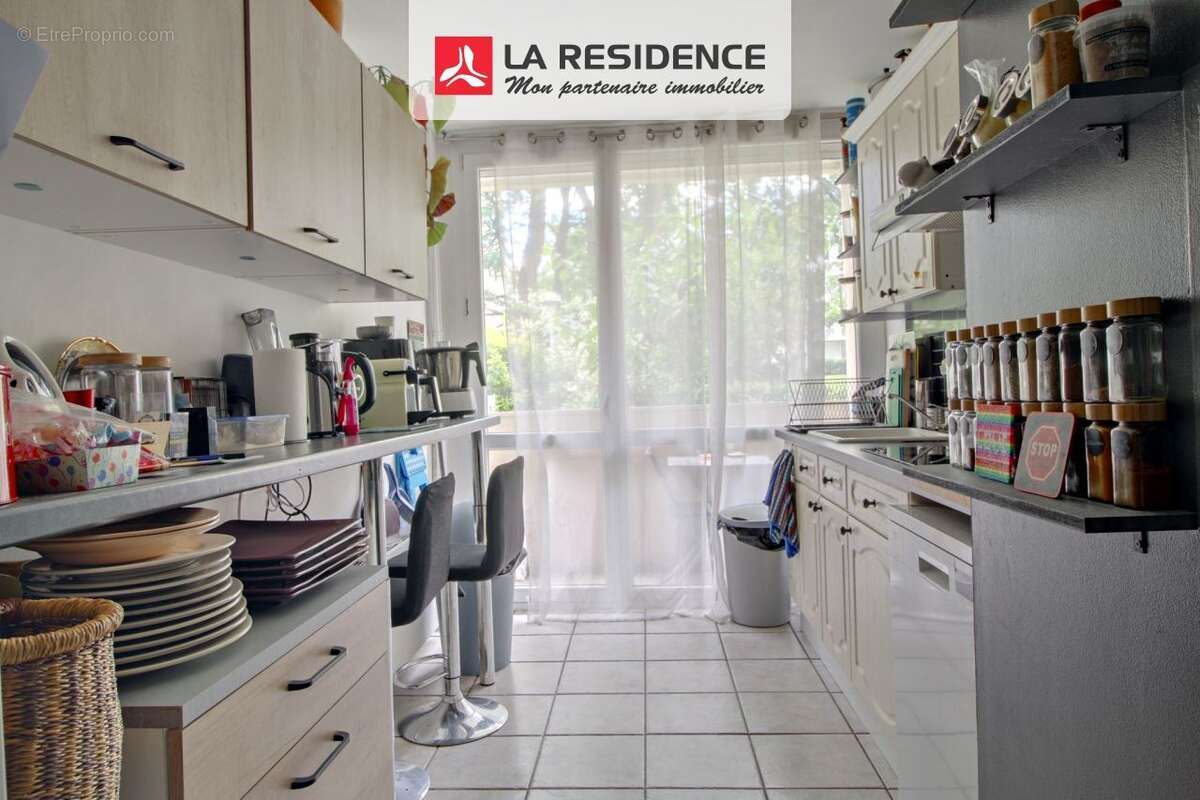 Appartement 82 m² à Cergy  - photo 3