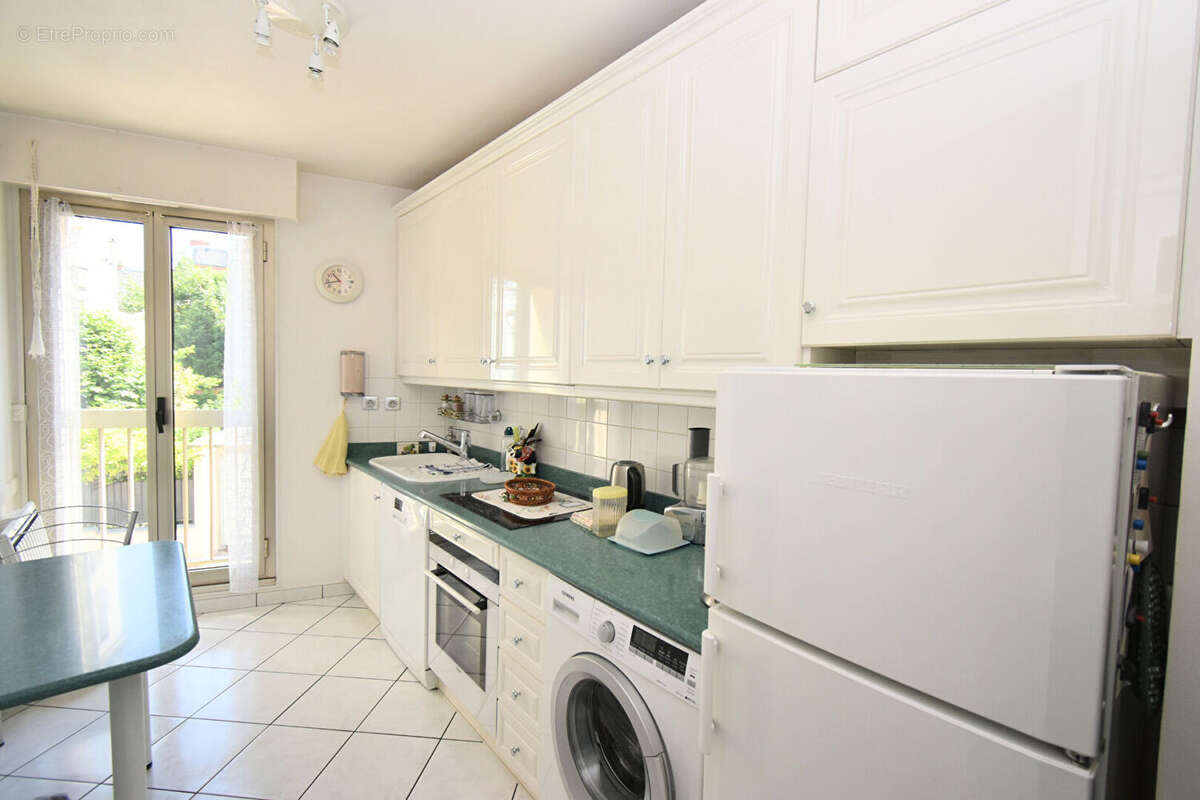 Appartement à ASNIERES-SUR-SEINE