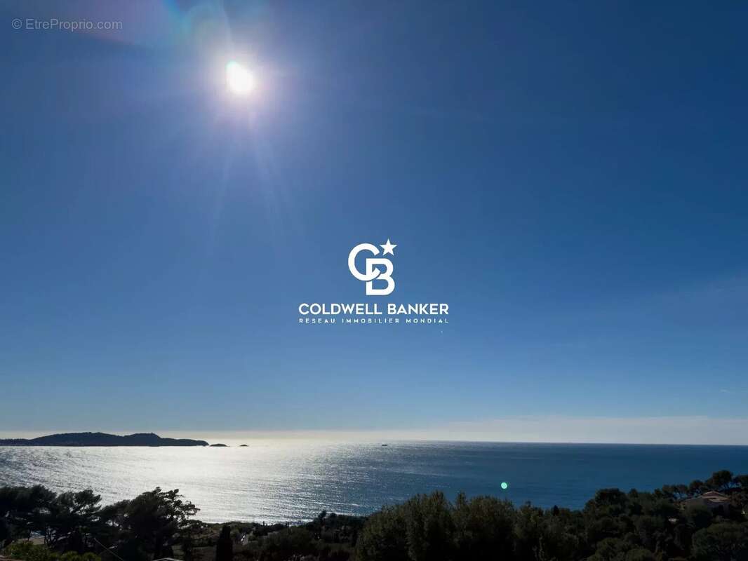 Maison à CARQUEIRANNE