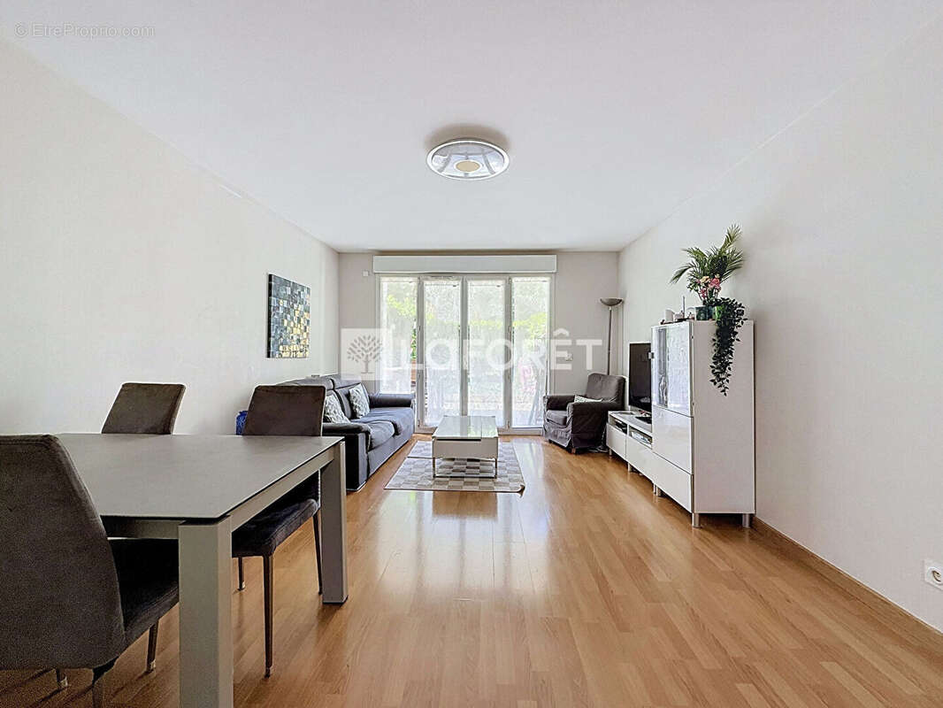 Appartement à LE PLESSIS-ROBINSON