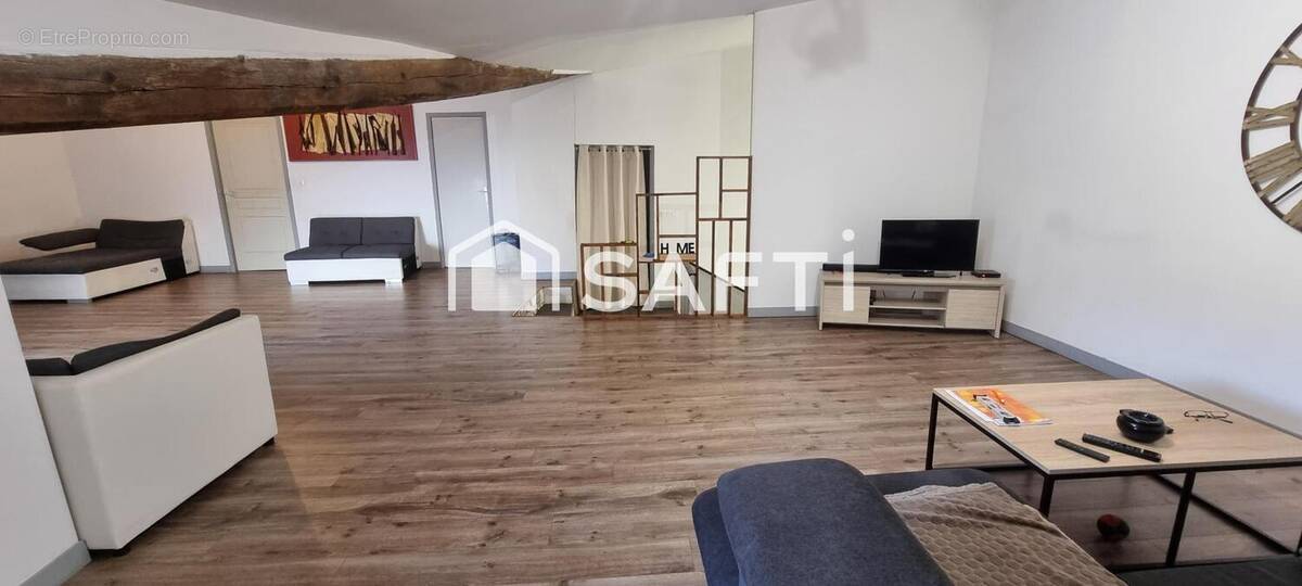 Photo 1 - Maison à AZILLE