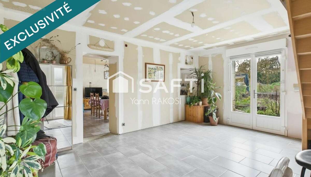 Photo 2 - Maison à TONNAY-BOUTONNE