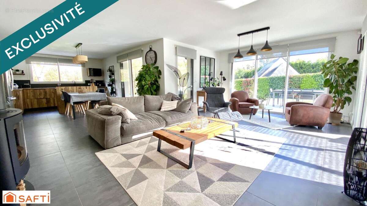 Photo 2 - Maison à PLUVIGNER