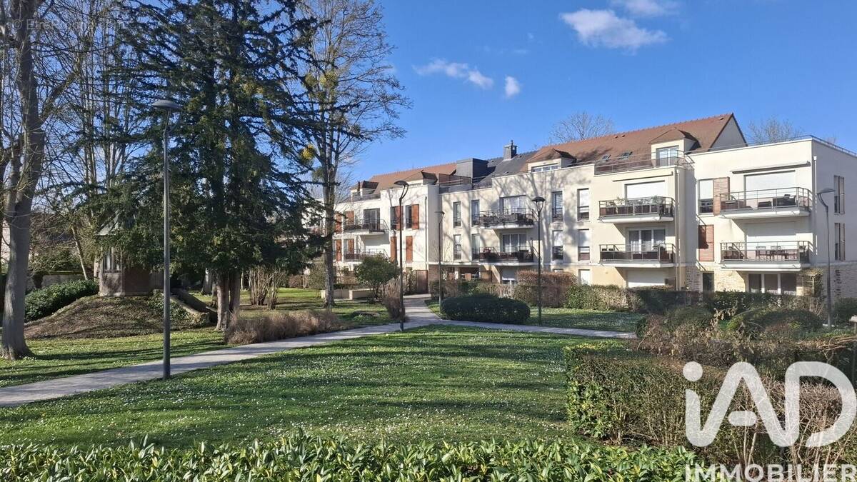 Photo 1 - Appartement à MENNECY