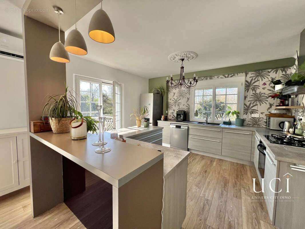 Maison 181 m² à Geneston  - photo 4