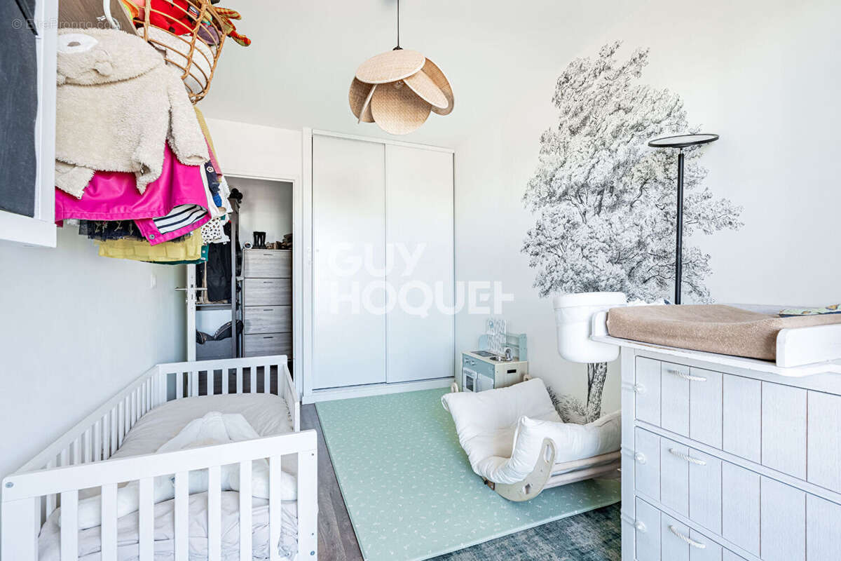 Appartement à COLOMBES