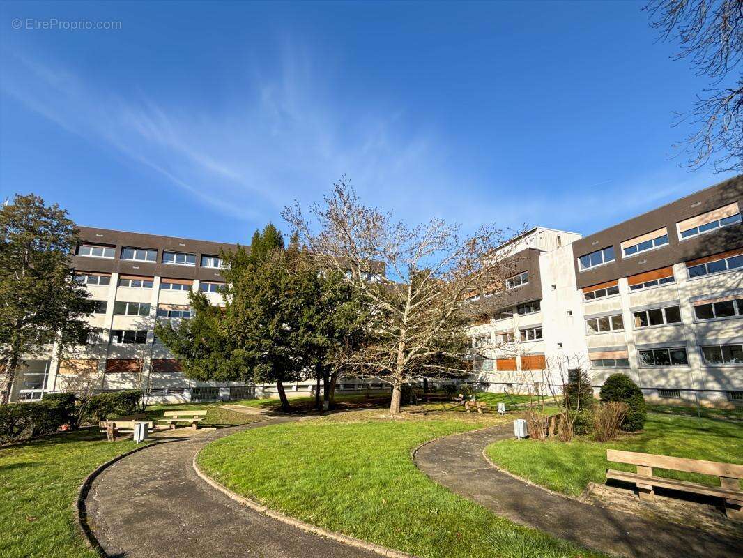 Appartement à OLIVET