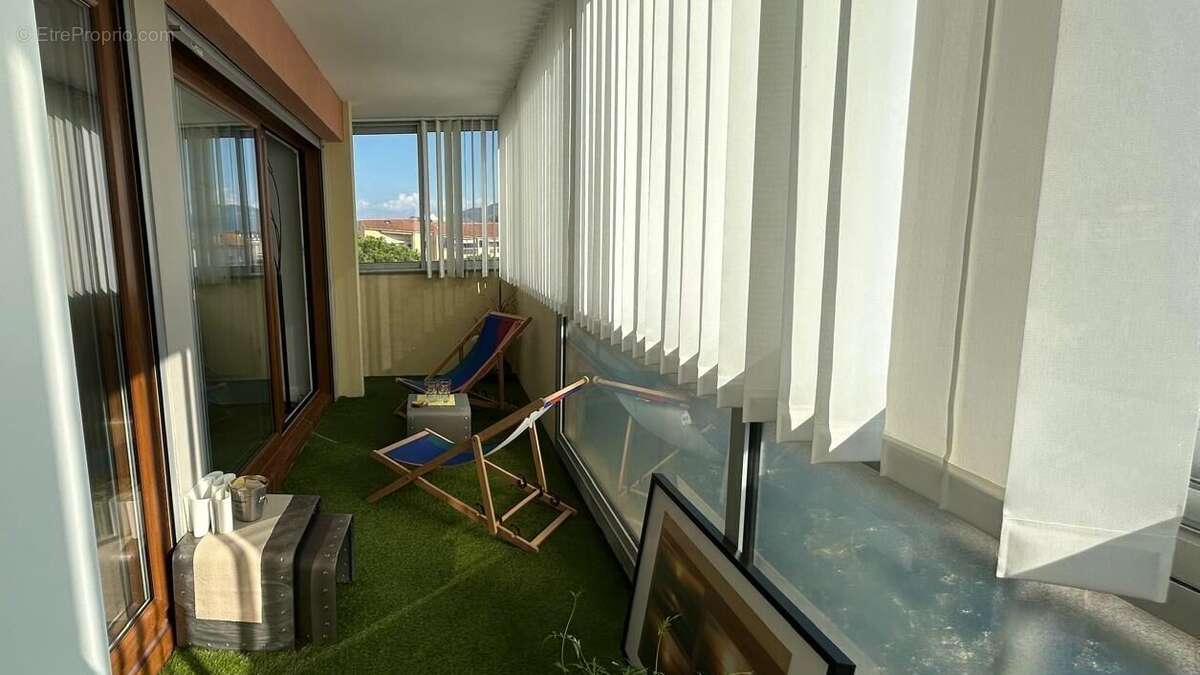 Appartement à SAINT-RAPHAEL