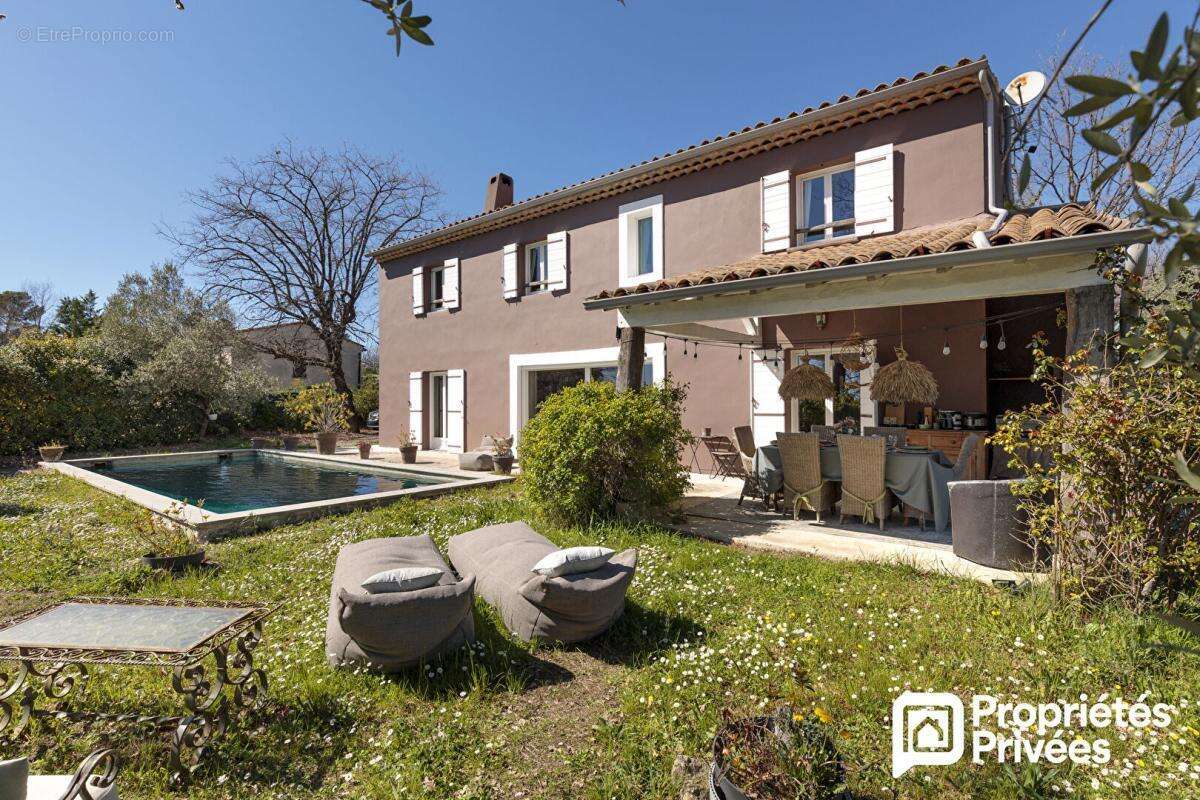 Maison à CALLIAN