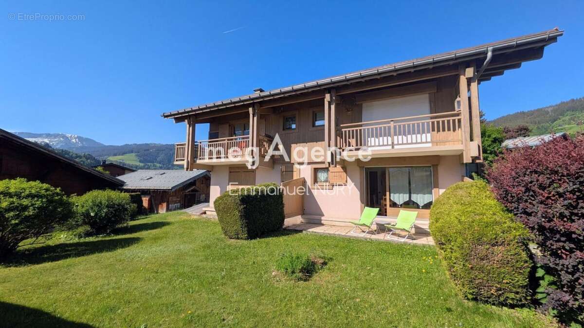Appartement à COMBLOUX