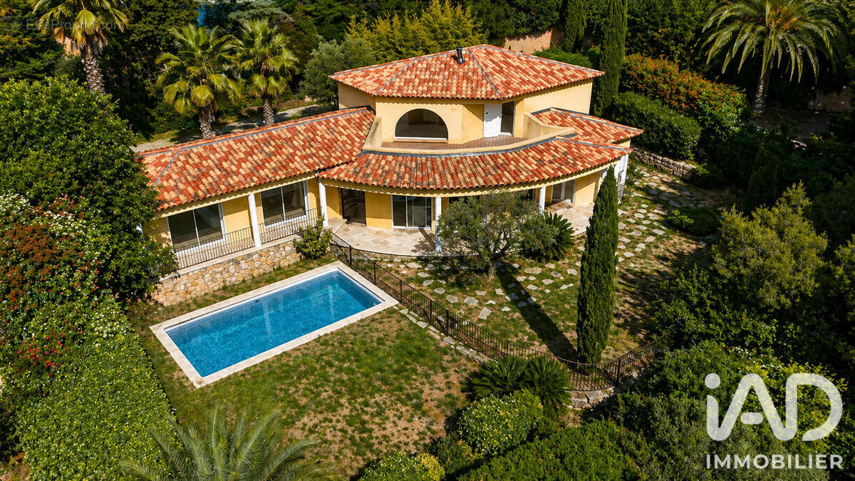 Photo 2 - Maison à BANDOL