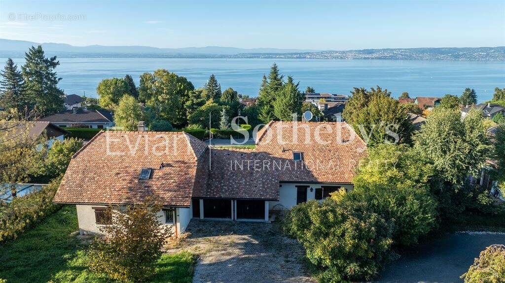 Maison à NEUVECELLE