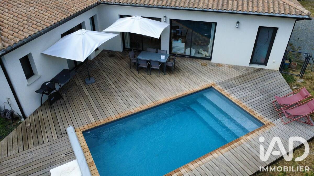 Photo 1 - Maison à CARIGNAN-DE-BORDEAUX
