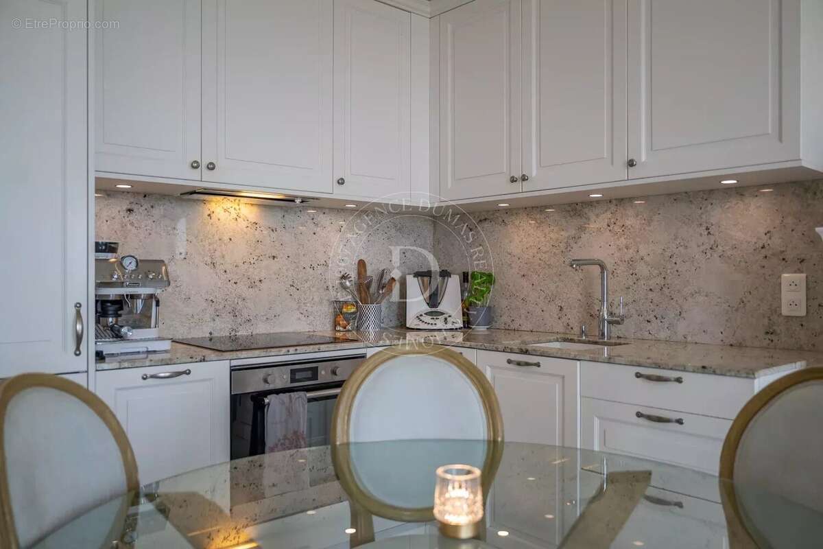 Appartement à BEAULIEU-SUR-MER